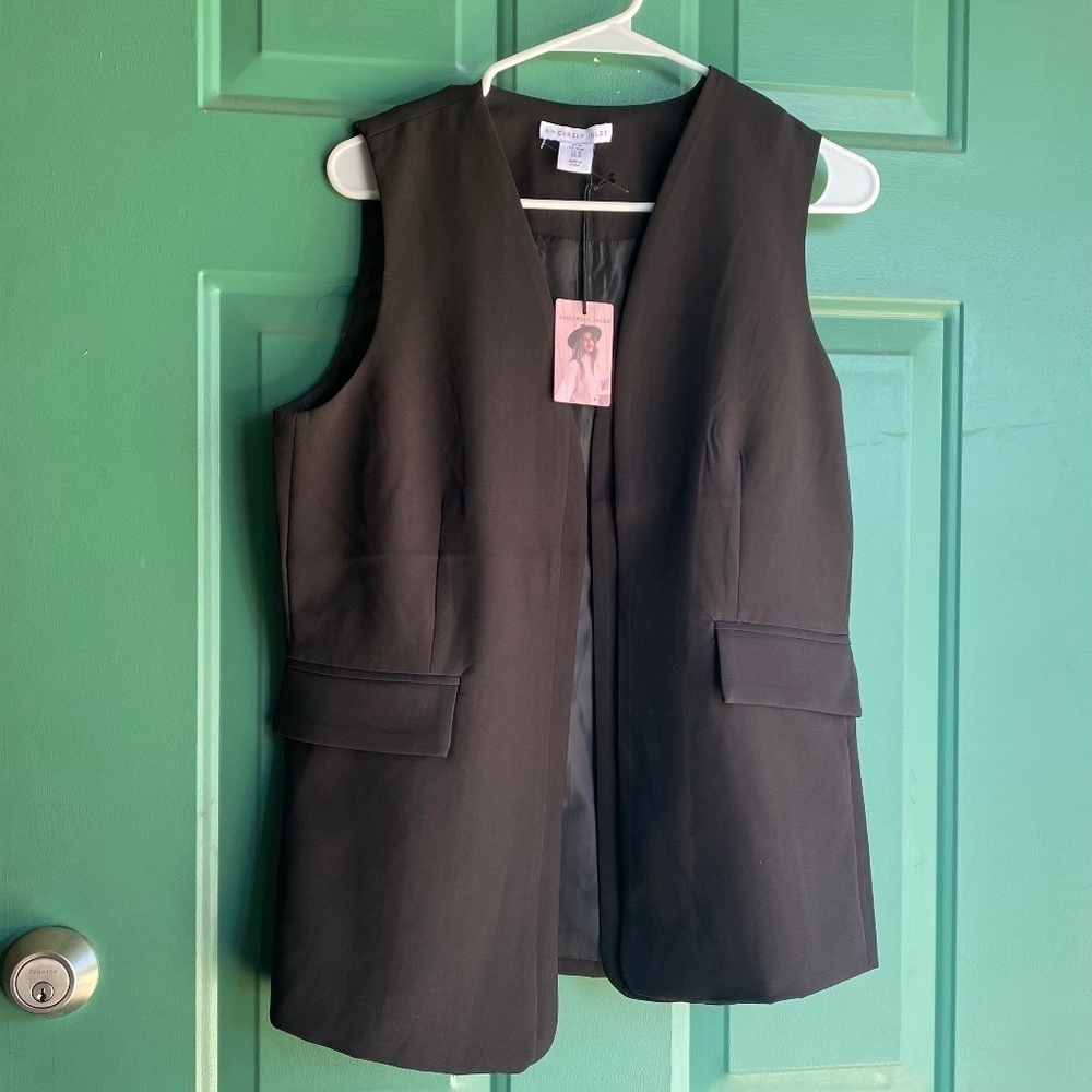 Sincerely Jules size medium black vest new nwt